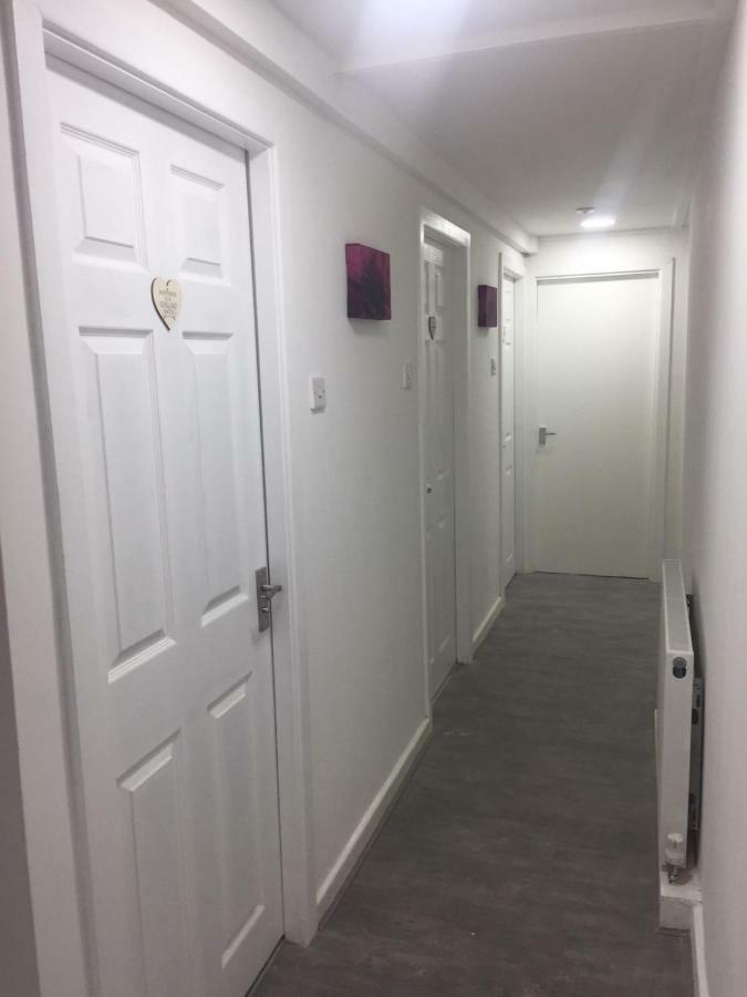Sama'S Stylish Apartment Room 1 مانشستر المظهر الخارجي الصورة